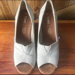 Toms Canvas Peep Toe Cork Wedge 6
